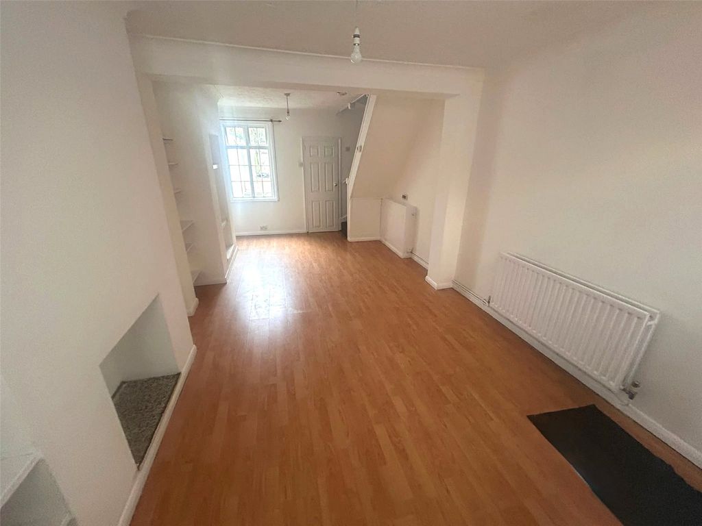 Property photo 3 of 12 Picture No. 07