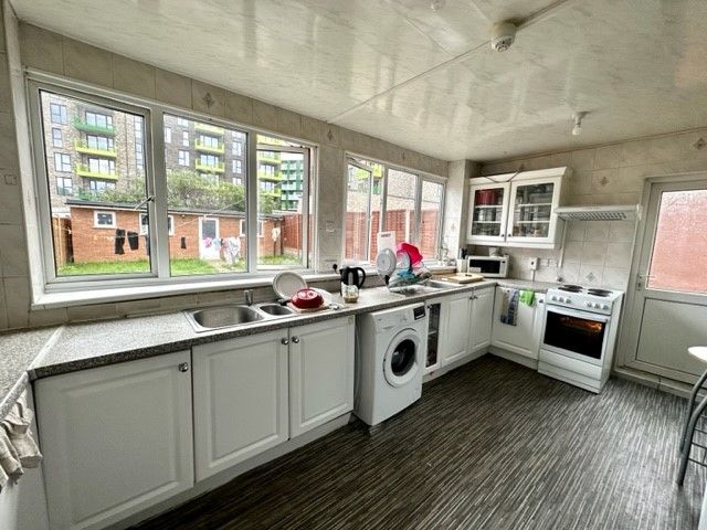 Property photo 3 of 3