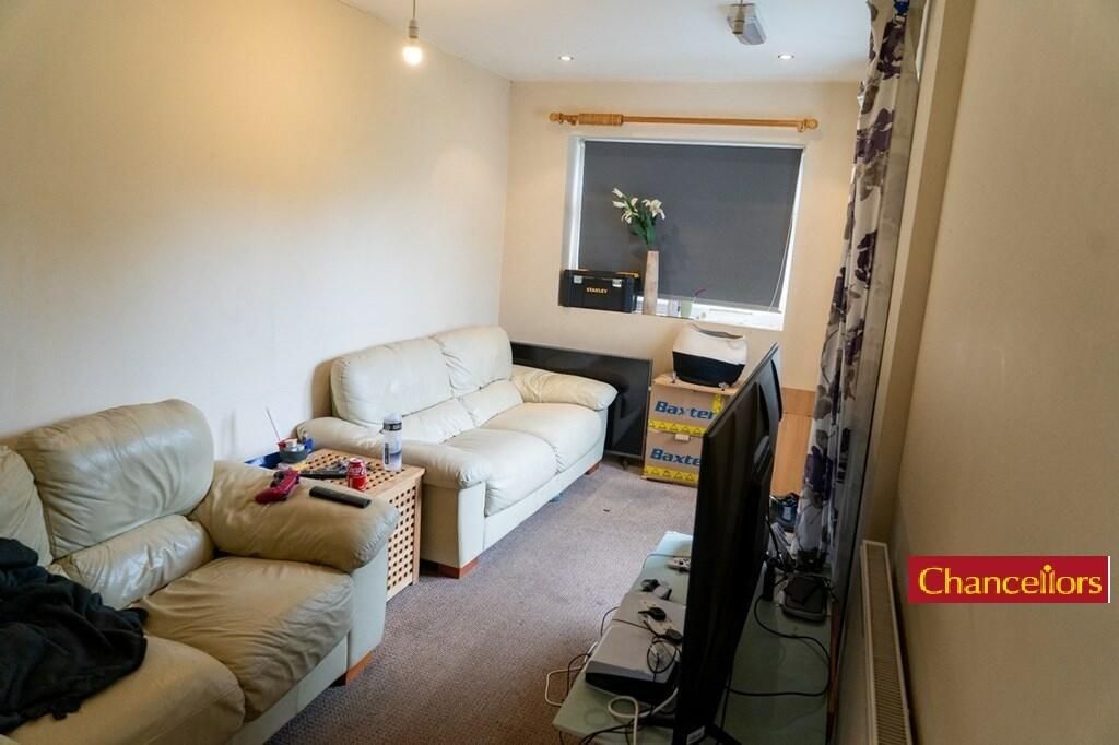 Property photo 3 of 12 Living Room