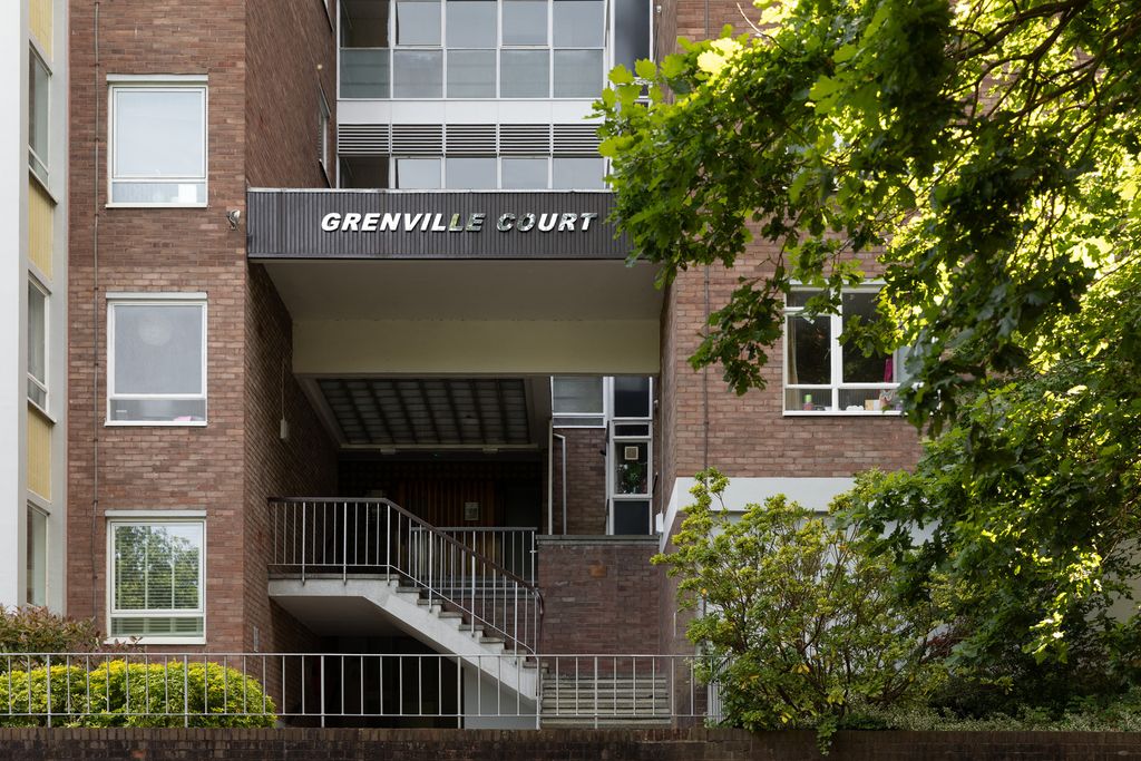 Property photo 2 of 18 347508 - Rf-5-Grenville-Court-2026-02.Jpg