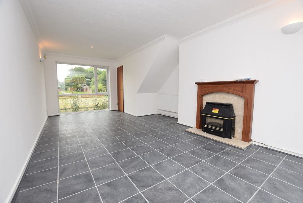 Property photo 3 of 13 1303034