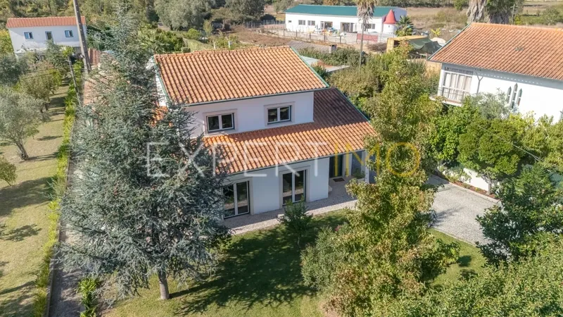 Property photo 3 of 34 Img 2