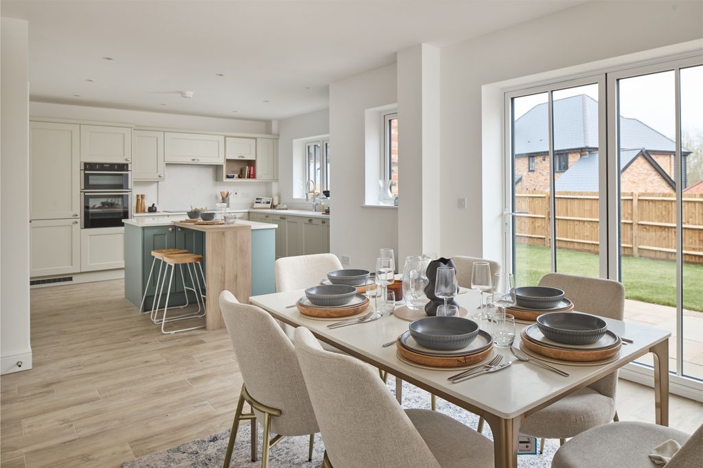 Property photo 2 of 14 Juniper