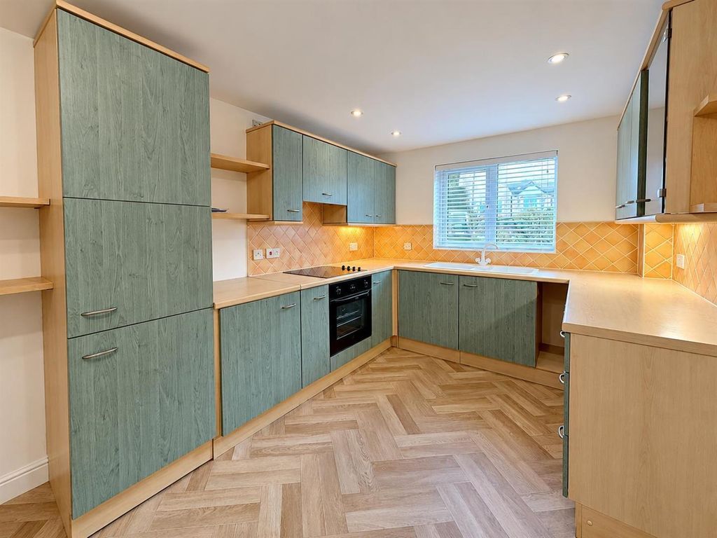 Property photo 3 of 21 3.Jpg