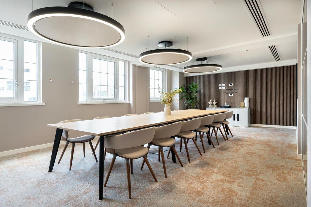 Property photo 1 of 39 Charlesho6Thflr4.Jpg