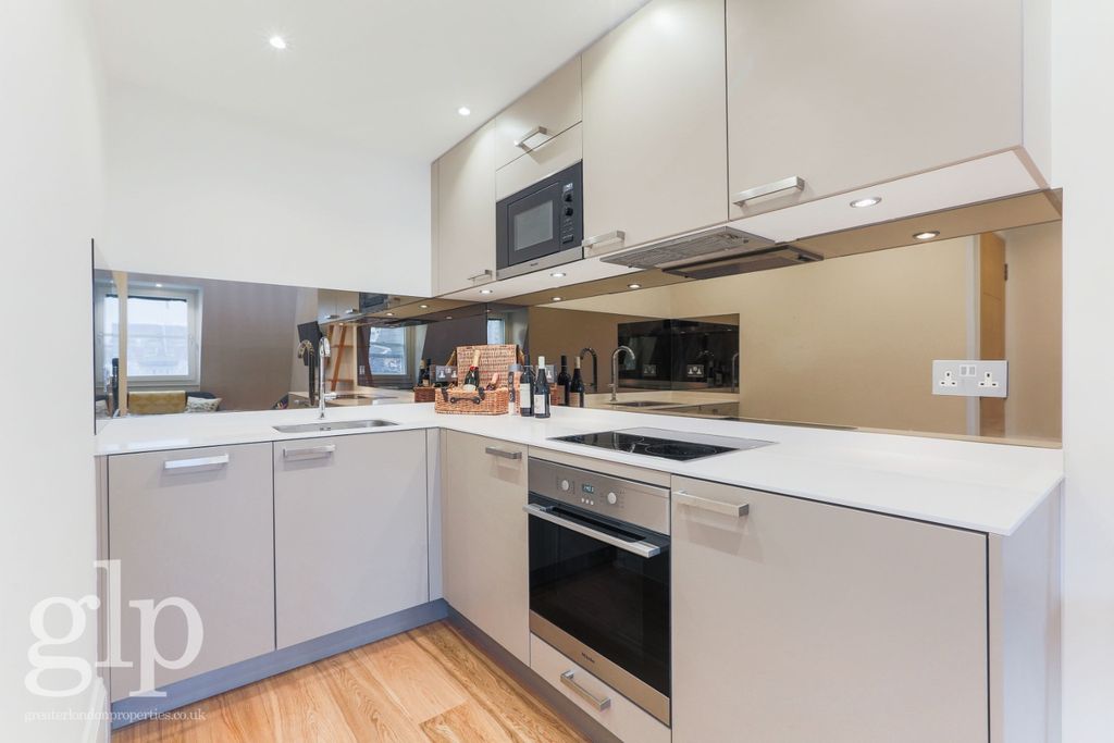 Property photo 3 of 15 4558333