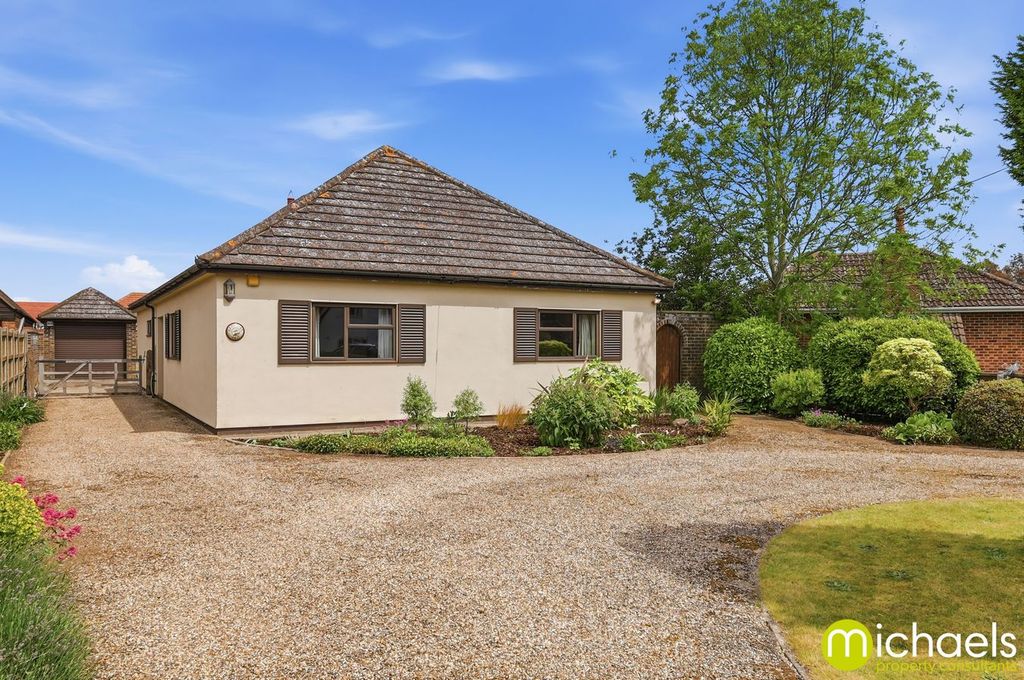 Property photo 2 of 31