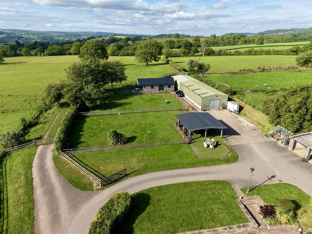 Property photo 2 of 31 Dji_Fly_20260521_173820_0886_1779383110216_Photo.J