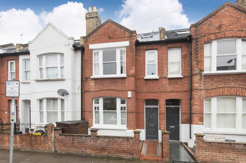 Property photo 1 of 8