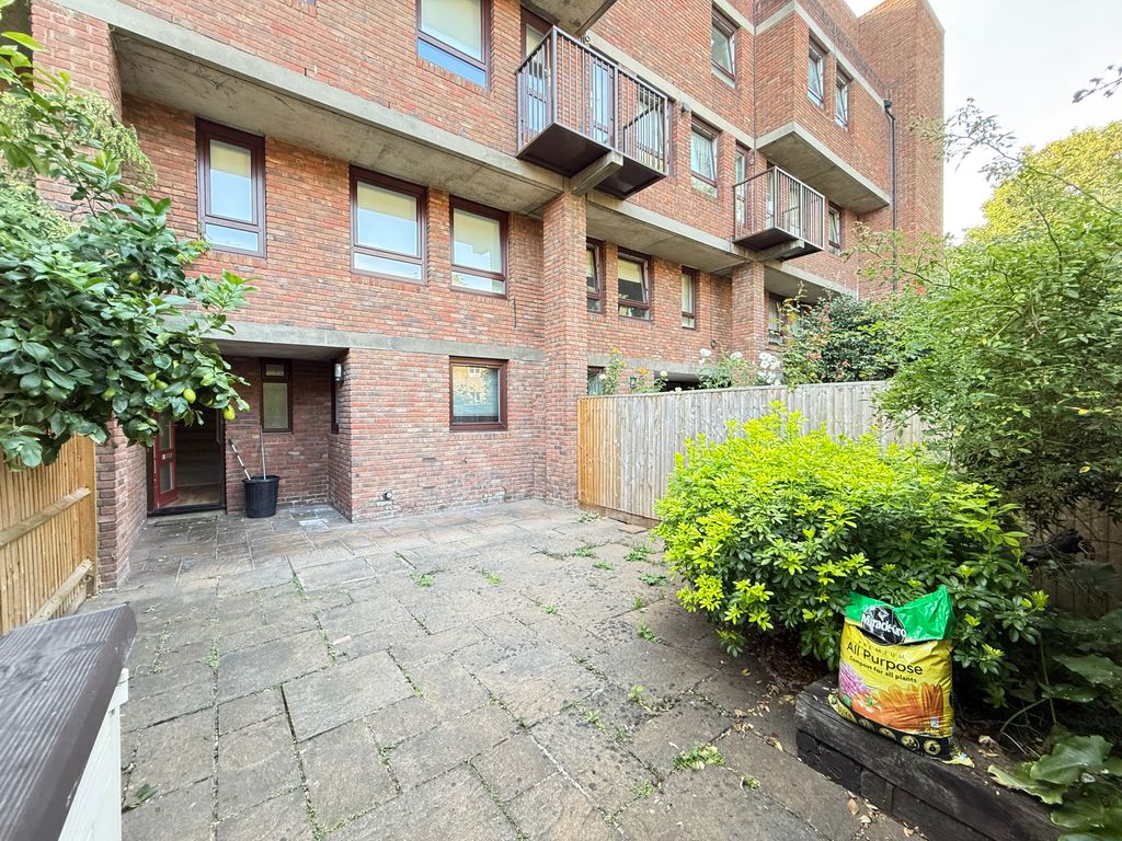 Property photo 1 of 22