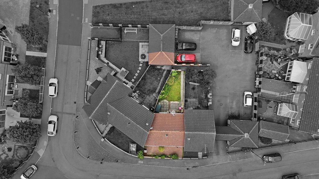 Property photo 2 of 23