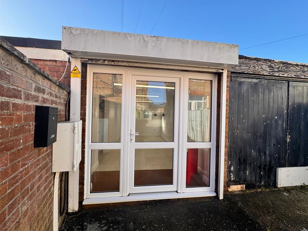 Property photo 1 of 11 Img-20251010-Wa0011.Jpg