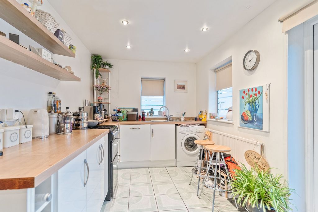 Additional image 5 of 3 bed semi-detached house for saleMill Street, Caerleon NP18