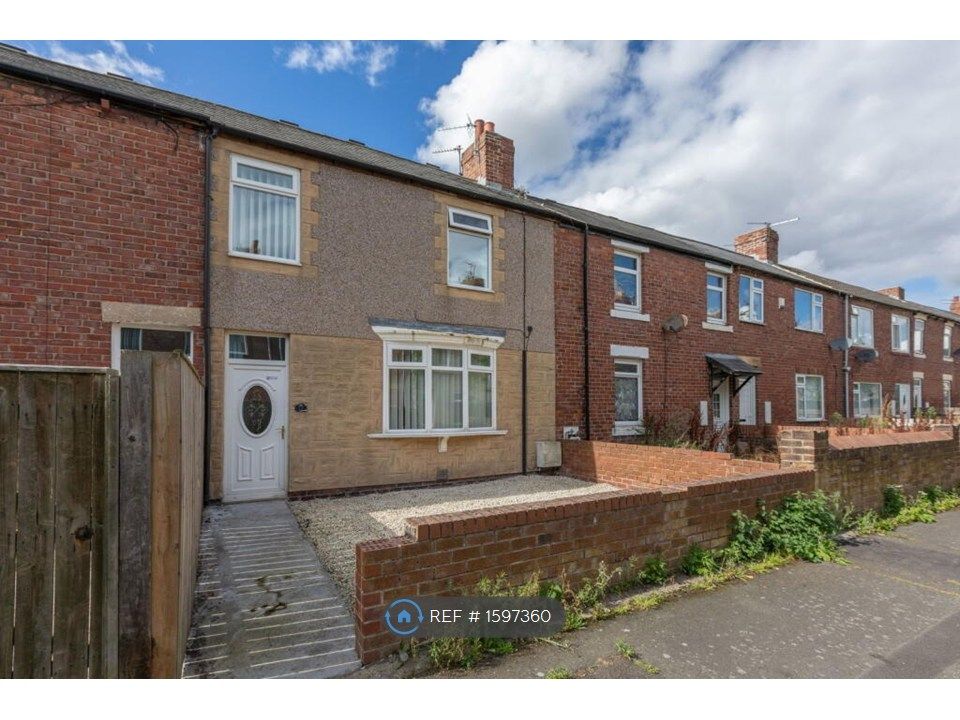 Property photo 1 of 13 Front