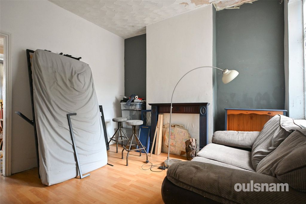 Property photo 3 of 15 Picture No. 32