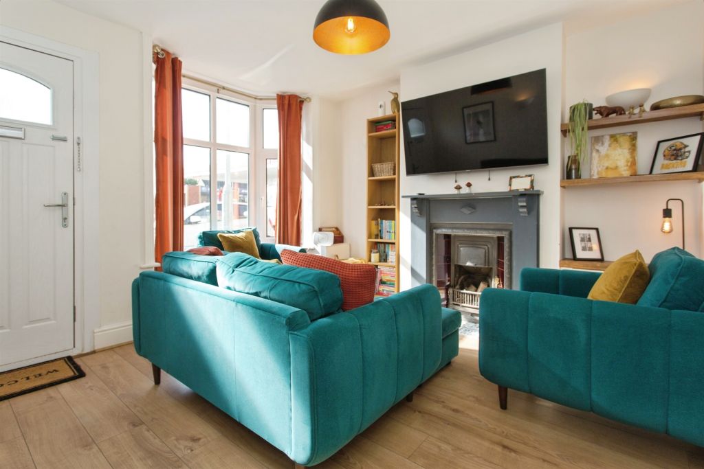 Property photo 2 of 13