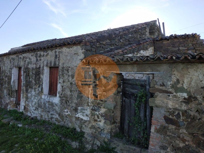 Property photo 1 of 58