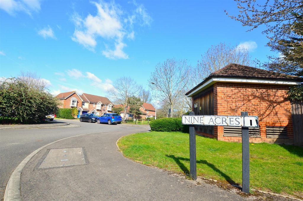 Property photo 3 of 9