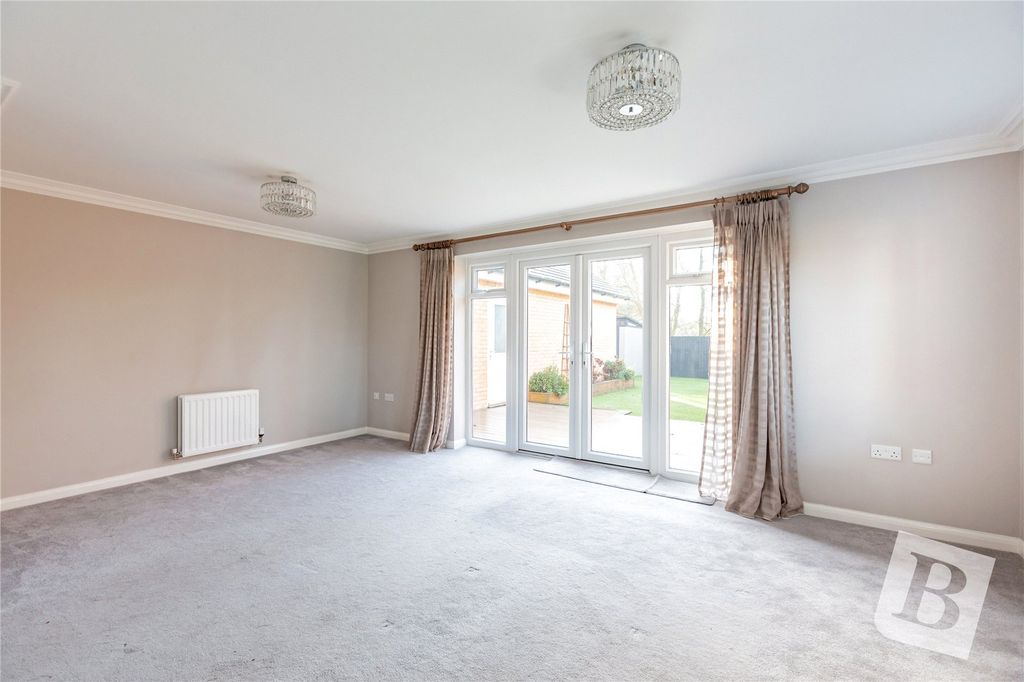 Property photo 3 of 20 Picture No. 12