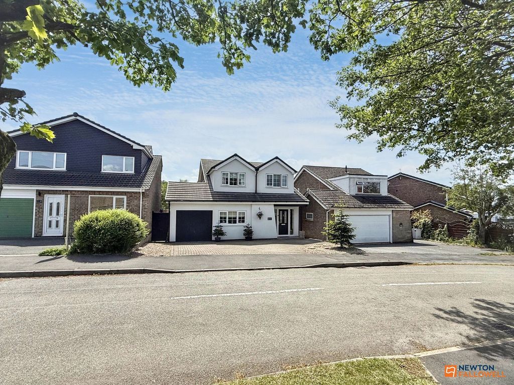 Property photo 1 of 35