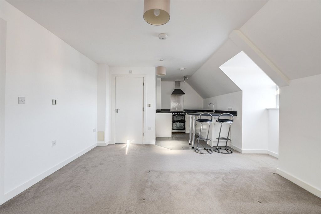 Property photo 3 of 15 Picture No. 04