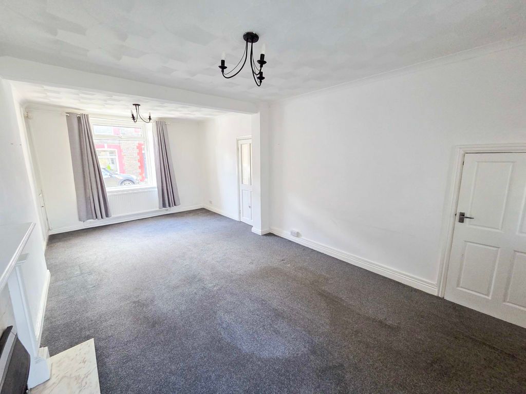 Property photo 2 of 23 Photo 18