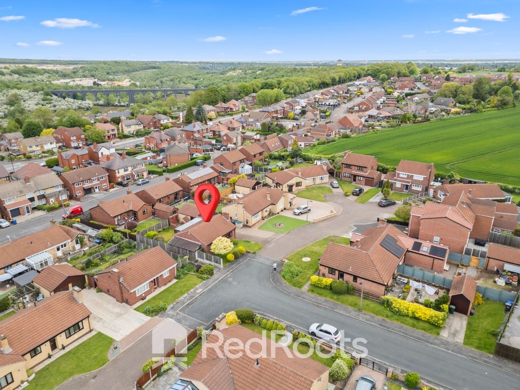 Property photo 3 of 18 5132392