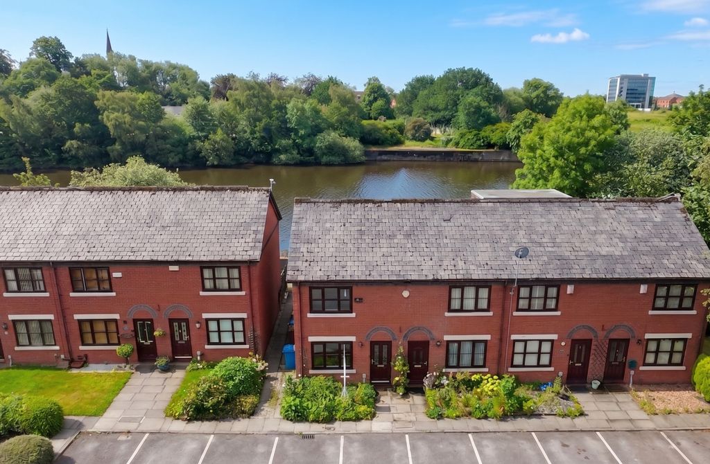 Property photo 1 of 12 Drone - Thistledown - Ewemove