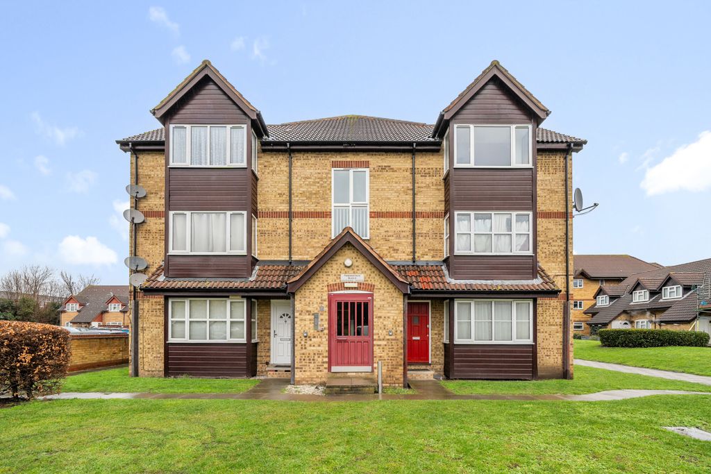 Property photo 1 of 14 External