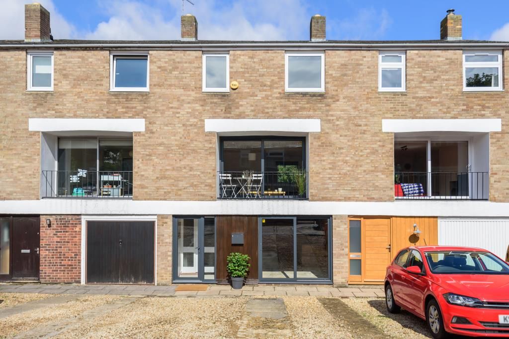 Property photo 1 of 10 External Front