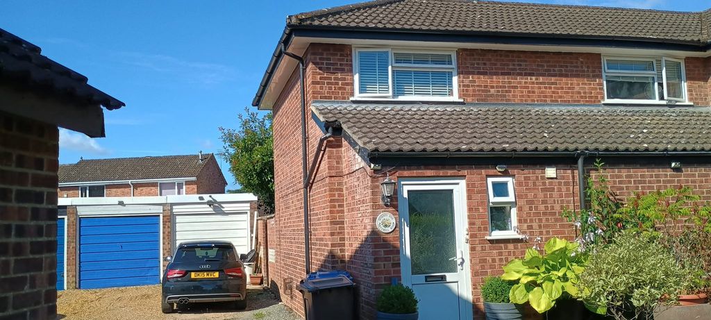 Property photo 1 of 8