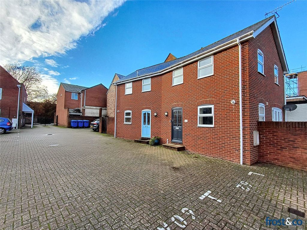 Property photo 1 of 10 The Brombys