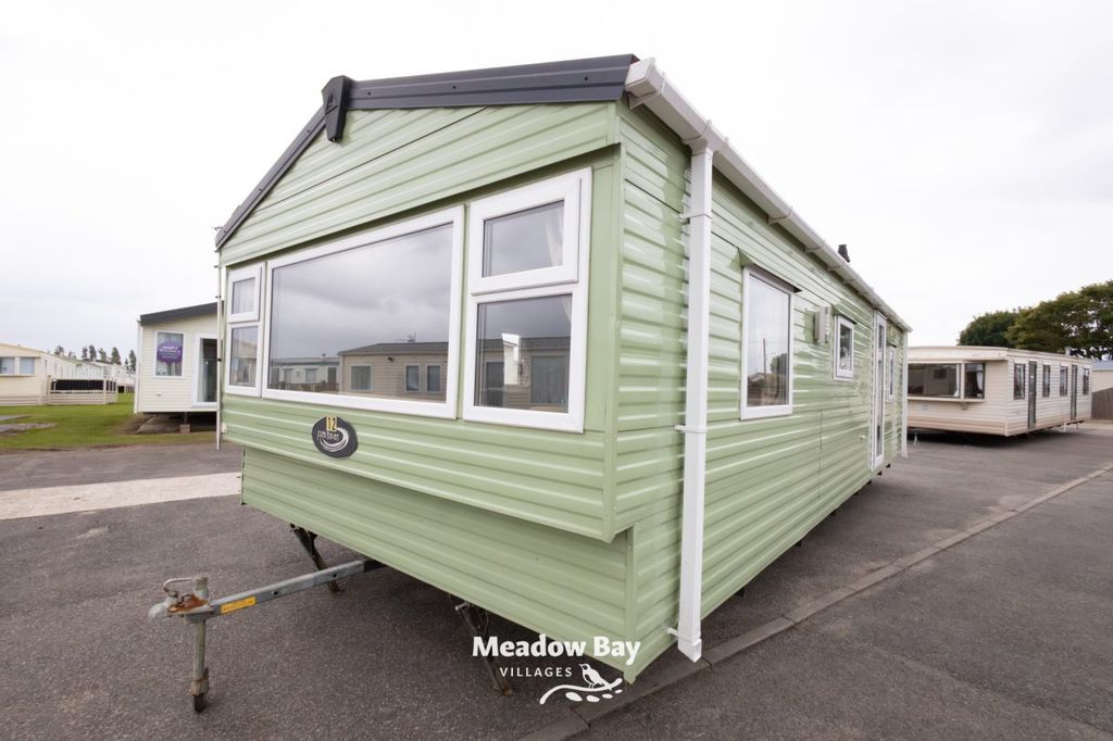 Property photo 1 of 12 2016 Delta Pure Haven 29x12 2B 37.Jpg