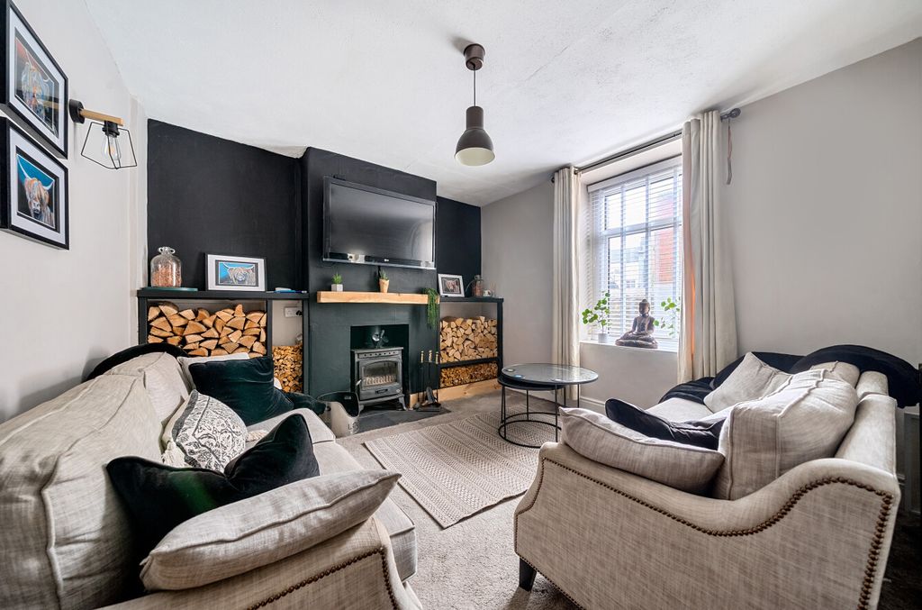 Property photo 3 of 21 1375902-10-69146B...