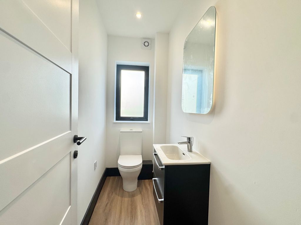 Property photo 3 of 10 Picture 3