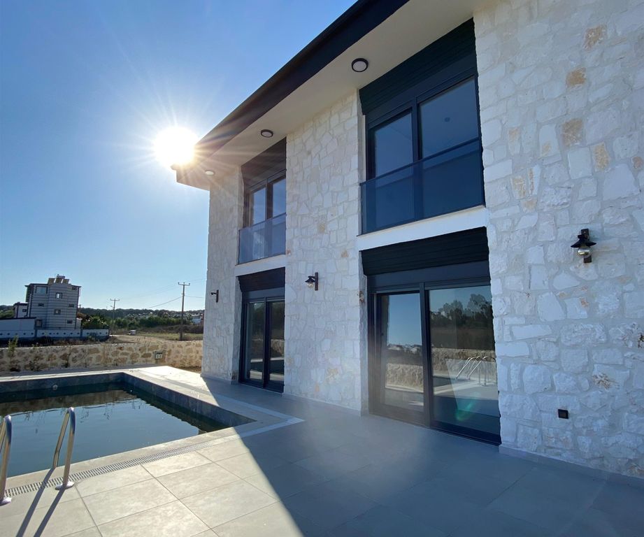 Property photo 1 of 15 Modern Stone Villa For Sale In Belek, Antalya - Stone Villa With A Private Pool And Sun Terraces
