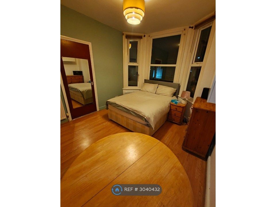 Property photo 1 of 4