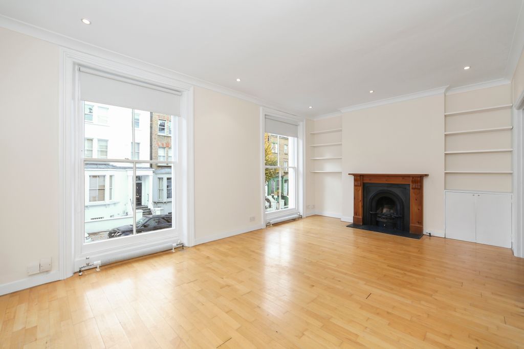 Property photo 3 of 8 Reception Room.Jpg