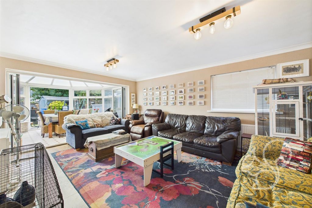 Property photo 3 of 30