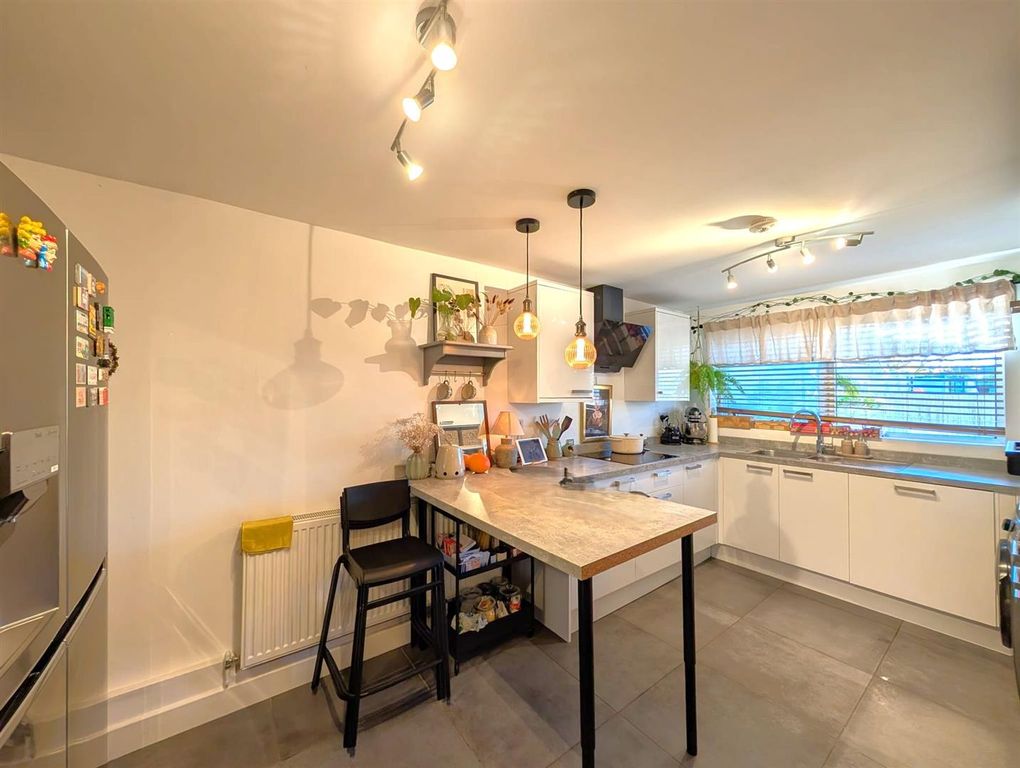 Property photo 2 of 13 Img-20251104-Wa0007.Jpg