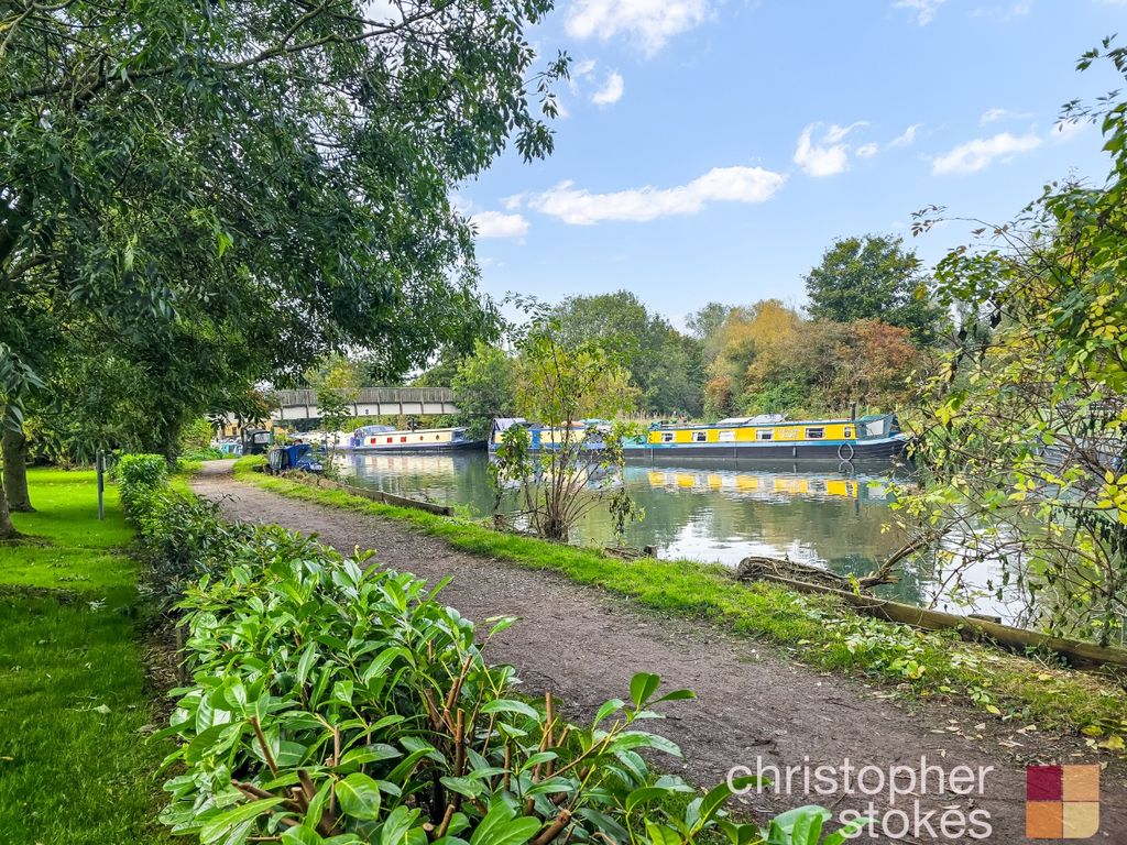 Property photo 2 of 16 3445044