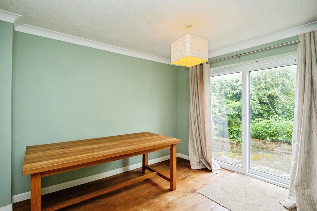 Property photo 3 of 17 Dining Room