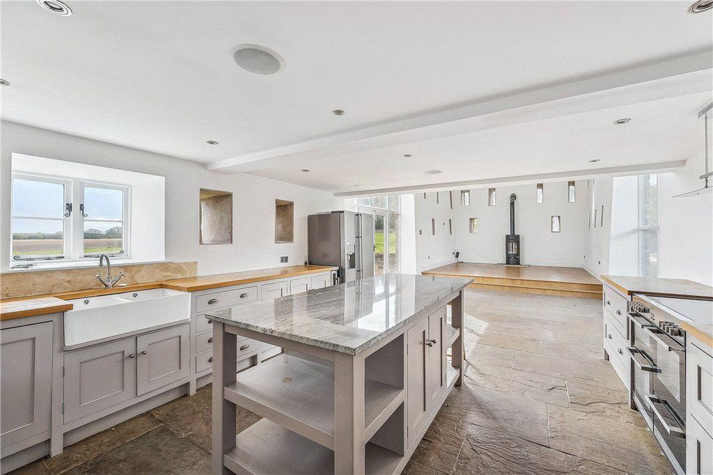 Property photo 3 of 26 The Kitchen