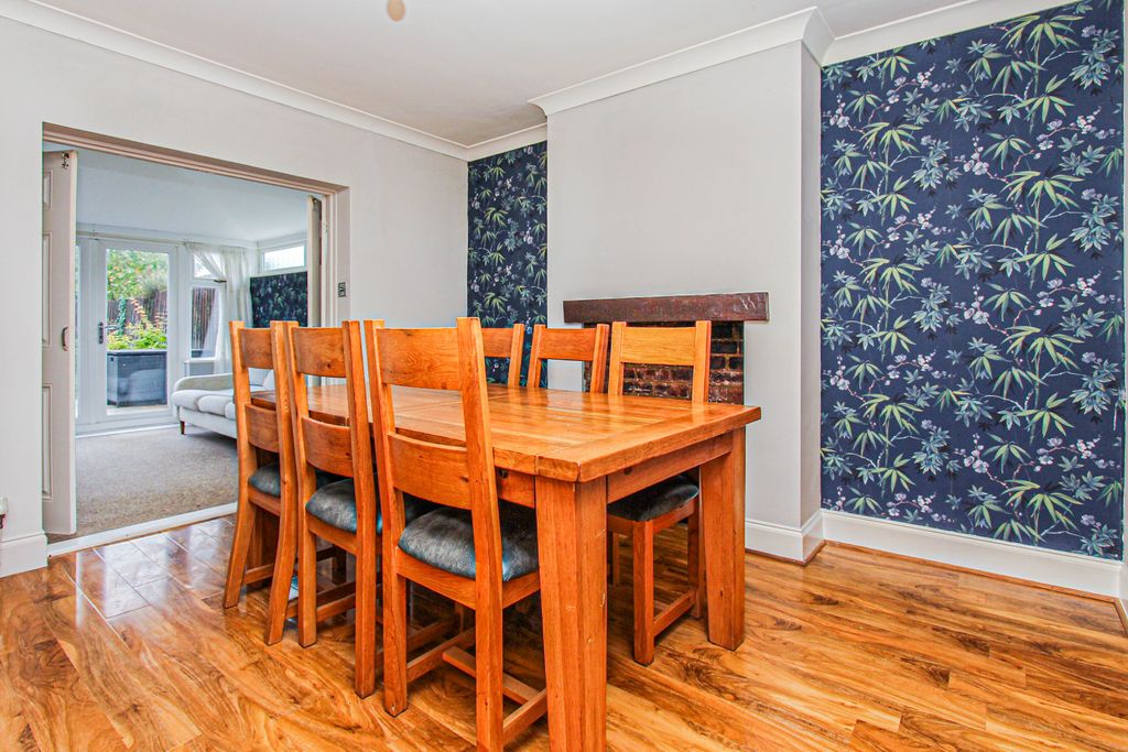 Property photo 3 of 13 Dining Room