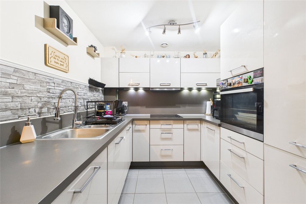 Property photo 2 of 6 Picture No. 04