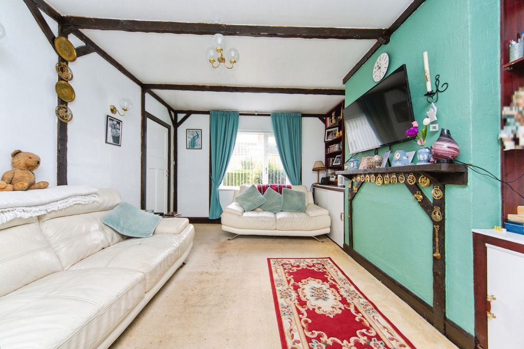 Property photo 2 of 17 Pbox-Img.Jpg