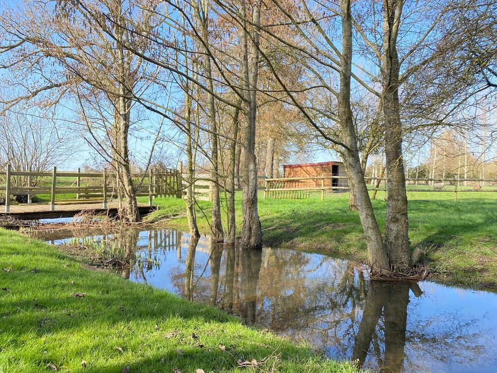 Property photo 2 of 14 Photo 2