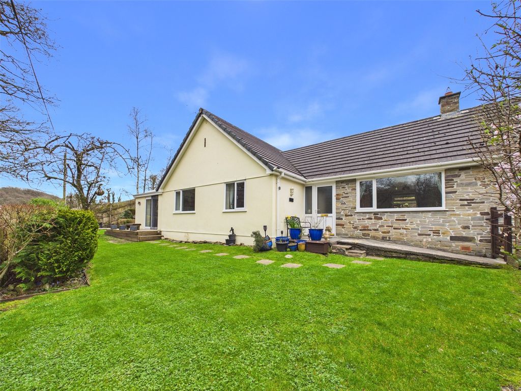 Property photo 1 of 23 Picture No. 15