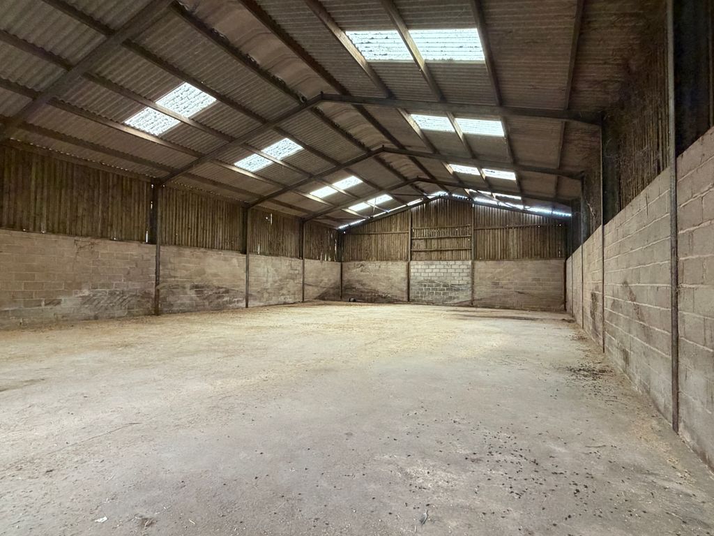 Property photo 2 of 4