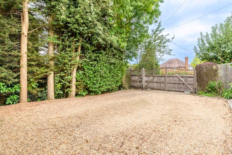 Property photo 2 of 26 Photo 23